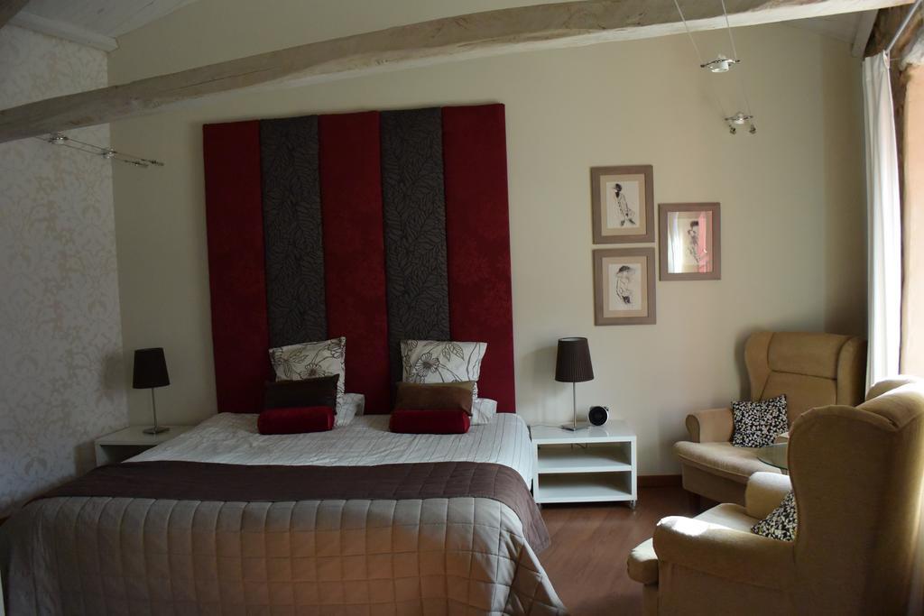 B&B A Ti Valderrey Ruang foto