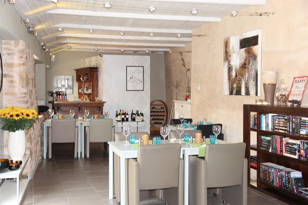 B&B A Ti Valderrey Bagian luar foto