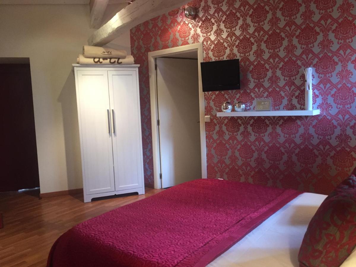 B&B A Ti Valderrey Bagian luar foto